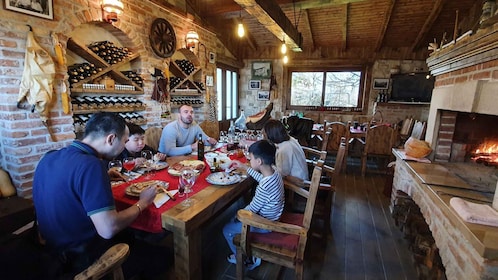 Authentique excursion Mostar, Medjugorje, Karavice - De la ferme à la table