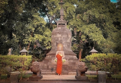 Setumbu Sunrise Borobudur, and Prambanan, with lunch option