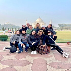 From Delhi: Taj Mahal & Agra Fort Tour By Gatimaan Express