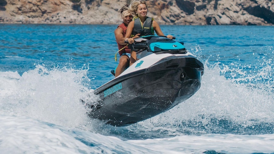 Andratx: Cala en Basset Beach and Caves Jet Ski Tour