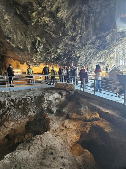 Picture 7 for Activity Meteora and Neanderthal cave Morning tour