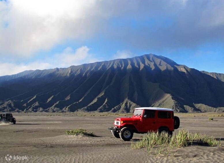 Picture 2 for Activity From Malang: Tour To Tumpaksewu Bromo Ijen