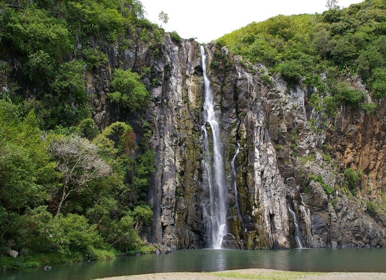 Picture 1 for Activity Day Tour of Reunion Island with Breakfast