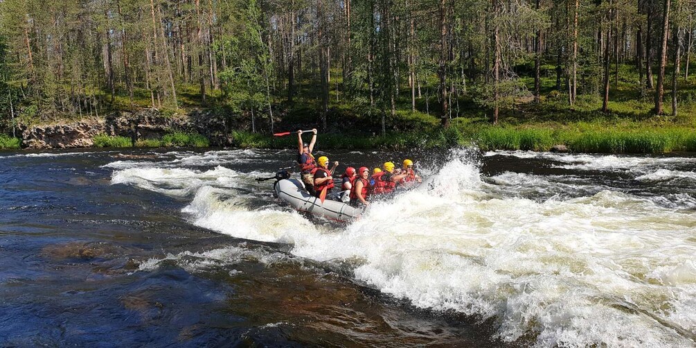 Picture 2 for Activity Ruka: River rafting fun for families