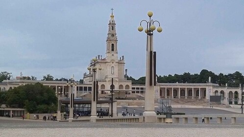 Fátima Sanctuary and Little Shepherds Houses Private Tour