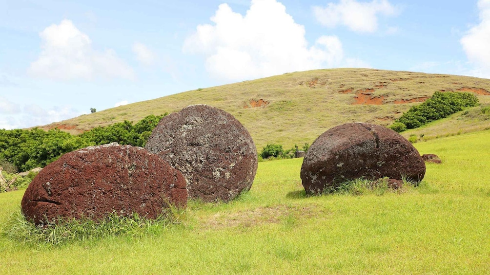 Picture 4 for Activity Easter Island: Full Day Ancestral Caves and Orongo Village