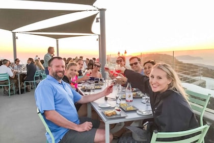 Santorin : Tour du vin au coucher du soleil avec prise en charge et guide