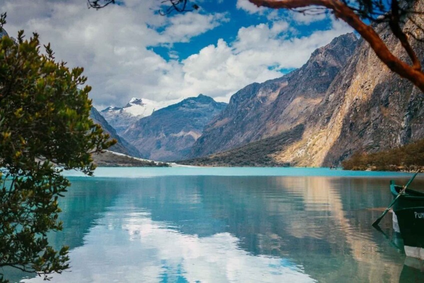 Picture 4 for Activity From Huaraz: Tour to Llanganuco Lakes (Chinancocha Lake)