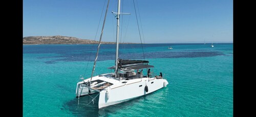 Stintino: full day trip catamaran Asinara Island