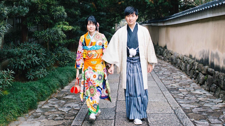 Kanazawa:Traditional Experience -kimono rent at wargo