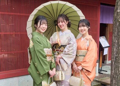 Kanazawa:Japanese Traditional Experience -kimono rent