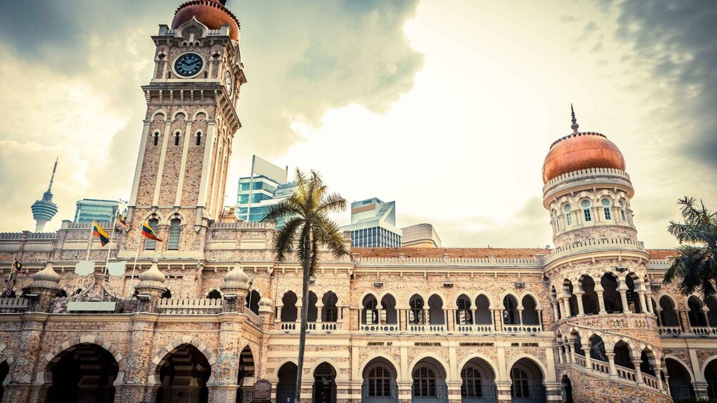 Picture 2 for Activity Kuala Lumpur: City Sights, Batu Caves and Fireflies Day Trip