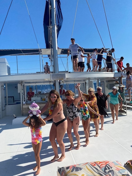From Dénia/Jávea: Cala Blanca Boat Trip with Jet Ski & Lunch