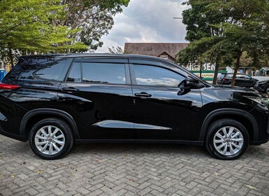 Bali: Luxury Private Car Charter With Experienced Driver