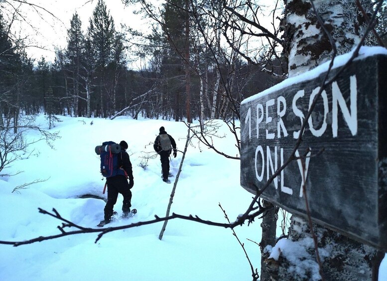 Picture 3 for Activity Snowshoeing Adventure to the Enchanting Frozen Waterfall