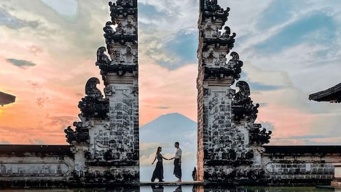 Bali: Excursión al Templo de Besakih y a las Puertas del Cielo del Templo d...