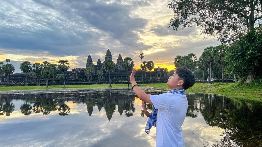 Picture 14 for Activity Siem Reap: Temple Tour with Angkor Wat Sunrise and Breakfast