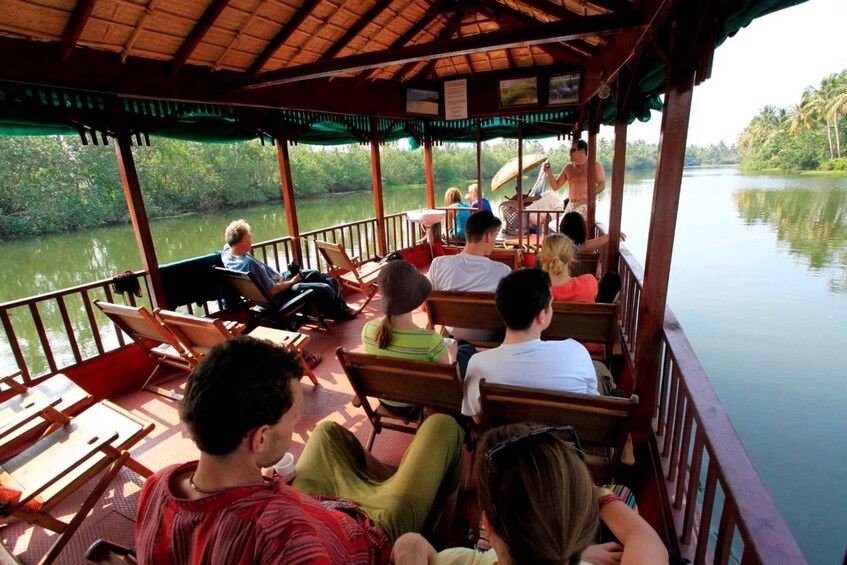 Picture 7 for Activity From Cochin: 8 Days Kerala Tour Package with Houseboat Stay