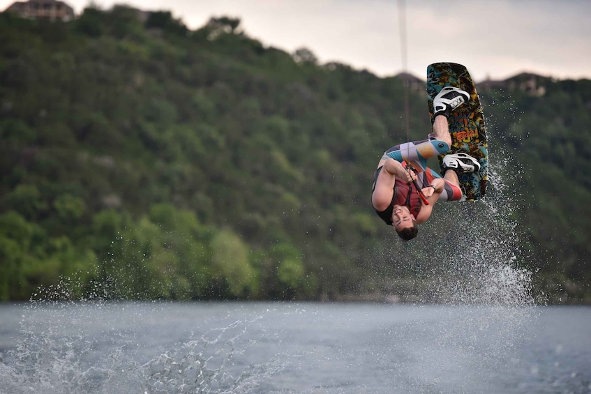 Picture 3 for Activity Wake Boarding in Negombo