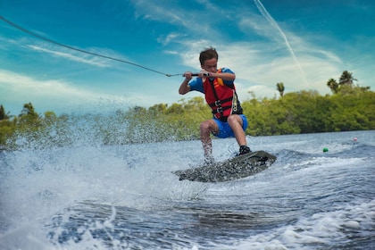 Wake Boarding à Negombo