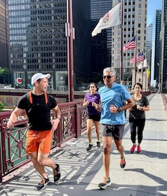 Chicago: City centre Highlights Running Tour