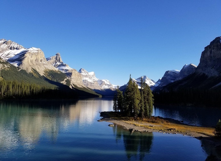 Picture 19 for Activity 4 Days Tour to Banff & Jasper National Park without Hotels