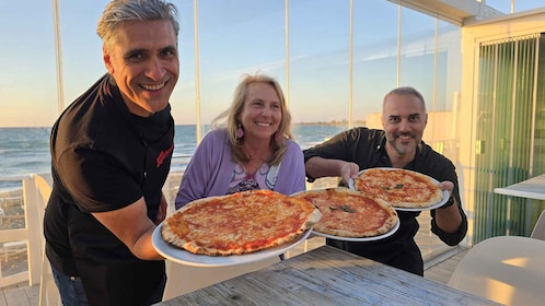 Pizza class on the beach and dinner at sunset