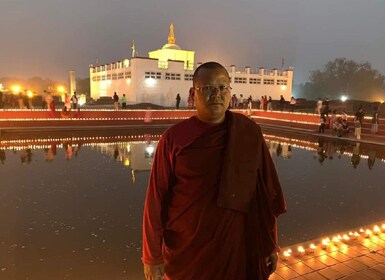 Kathmandusta: Pokhara, Lumbini & Chitwan 10 päivän matka