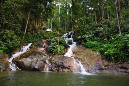 Kuala Lumpur: Batu-Höhlen, Ramayana-Höhlen und Kanching-Wasserfälle