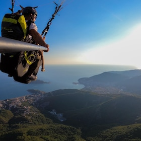 Sky adventure: Ultimate Paragliding Experience in Budva