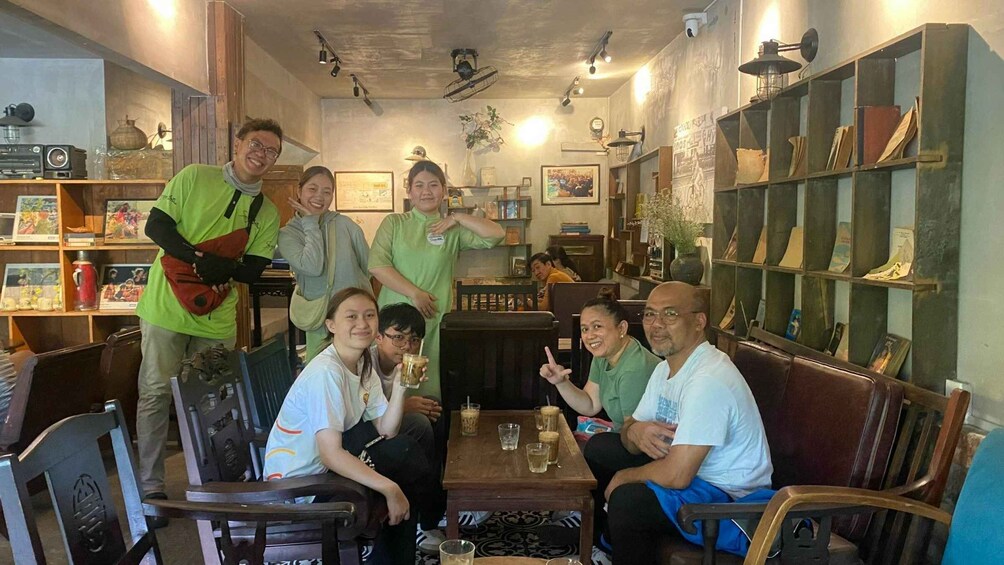 Picture 46 for Activity Saigon: City Day Sights & Local Food Tour|Opt: Ao Dai Riders