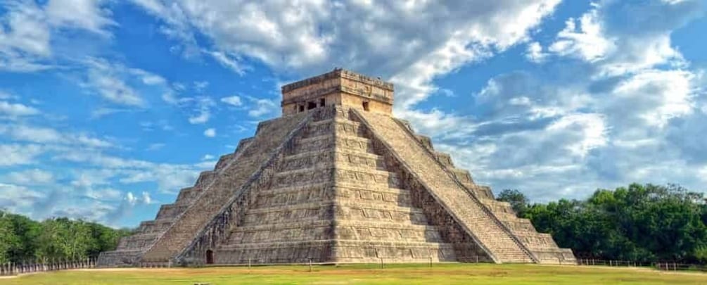 Chichen Itza: Guided Walking Tour