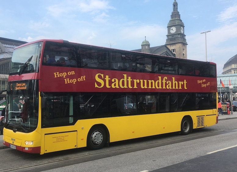 Picture 1 for Activity Hamburg: Hop-On/ Hop-Off Sightseeing Tour Classic Line