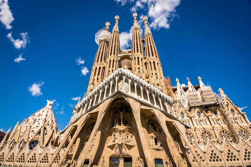 Picture 4 for Activity From Costa Brava: Barcelona and Antoni Gaudí's Work Bus Tour