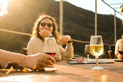 Madeira: Vino y Tapas, Aventura en Jeep 4x4 Cabo Girão Skywalk