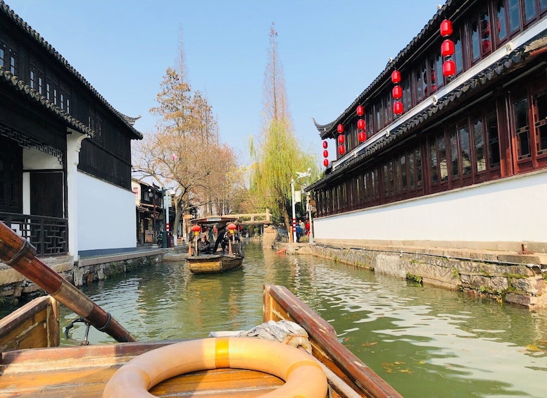 Picture 2 for Activity Zhujiajiao Water Village: Private Shanghai Layover Tour