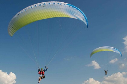 Grenoble: First flight in paragliding.