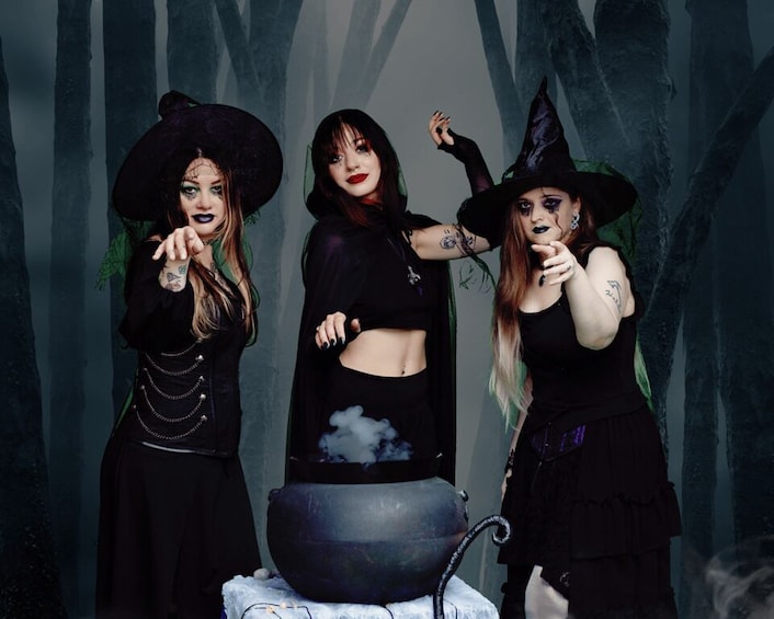 Salem: Ghosts of the Witch City Ultimate Extended Tour