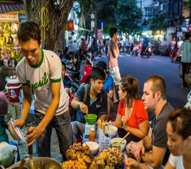 Hanoi: Guided Street Food Tour