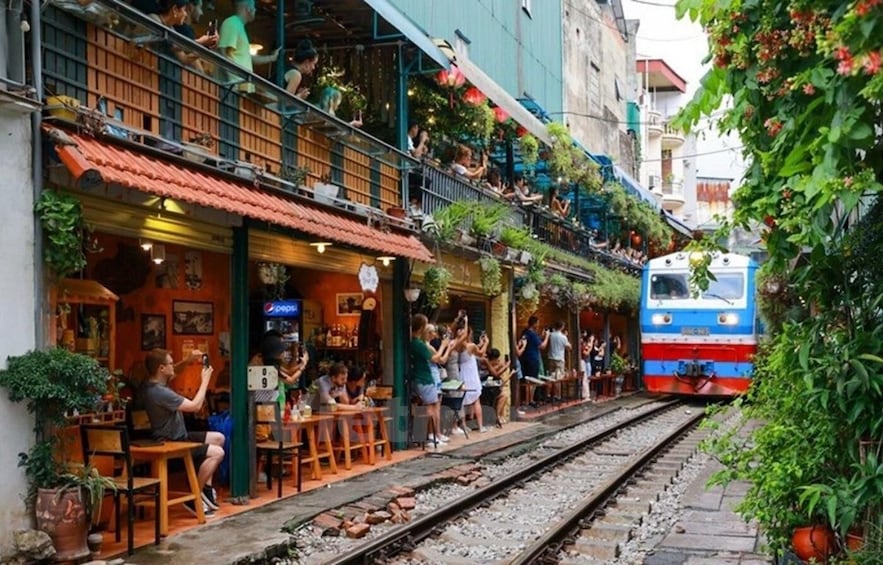 Picture 1 for Activity Hanoi: Guided Street Food Tour with Tastings