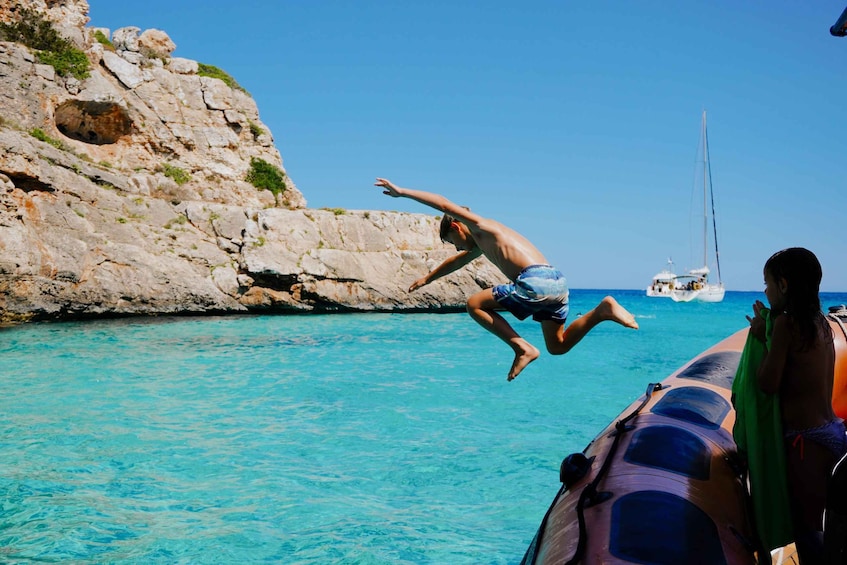 Picture 4 for Activity From Cala Figuera: Boat Tour to Cala Marmols & Caló de Moro