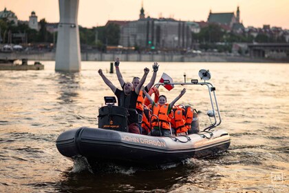 Warsaw: Exciting, fast motorboat cruise on the Vistula River