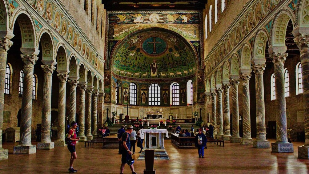 Picture 3 for Activity Ravenna: Highlights Private Walking Tour with Entry Tickets