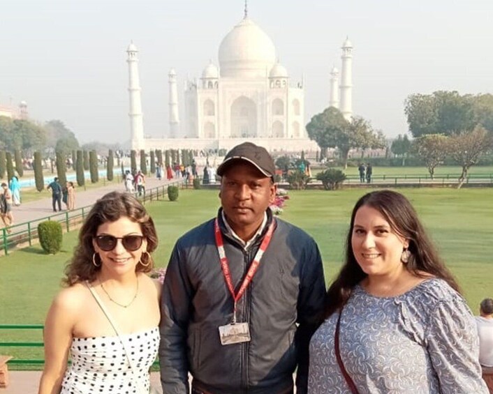 Picture 3 for Activity Agra: Fatehpur sikri Tour with guide
