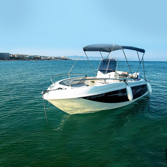 Picture 5 for Activity Benalmádena: You are the Captain