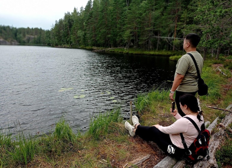 Picture 2 for Activity From Helsinki: Nuuksio National Park Hiking Tour with Food
