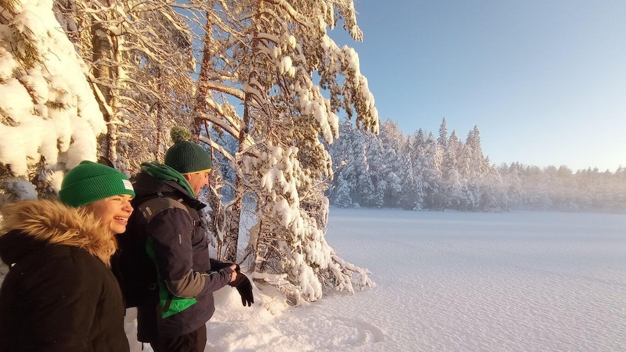Picture 12 for Activity From Helsinki: Nuuksio National Park Hiking Tour with Food
