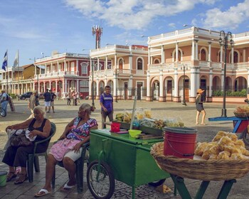 Isletas Boat Tour + Granada City Tour Combo