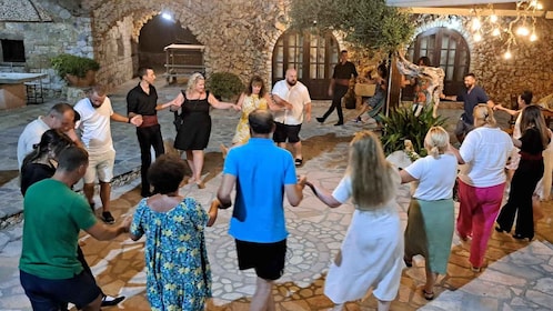 Authentic Cretan Night: Dinner, Live Music, and Dance