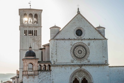 Assisi auf den Spuren des Heiligen Franziskus und Carlo Acutis